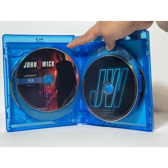 Lionsgate - John Wick Chapters 1-4 - Blu Ray Disc - Pre-Owned - Picture 5 of 7